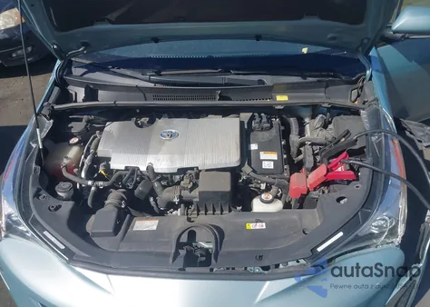 2017 Toyota Prius Three z USA, uszkodzony, nr VIN JTDKARFU7H3052076